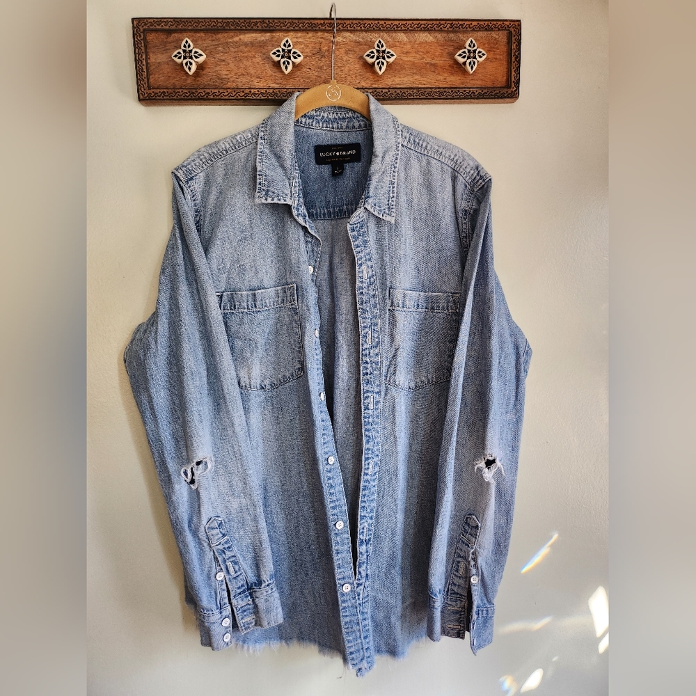 Lucky Brand Distressed Denim Jacket SIZE L